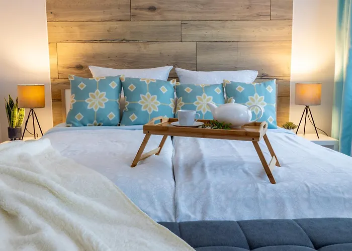 Design Apartment- 24H Self-Check-In - Bis 4 Pers - Parkplatz - Wifi - Balkon -Terrasse - In Direkter Weihernaehe - Radwege